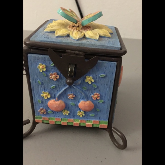 Russ Other - RUSS TRINKET FLOWER BOX